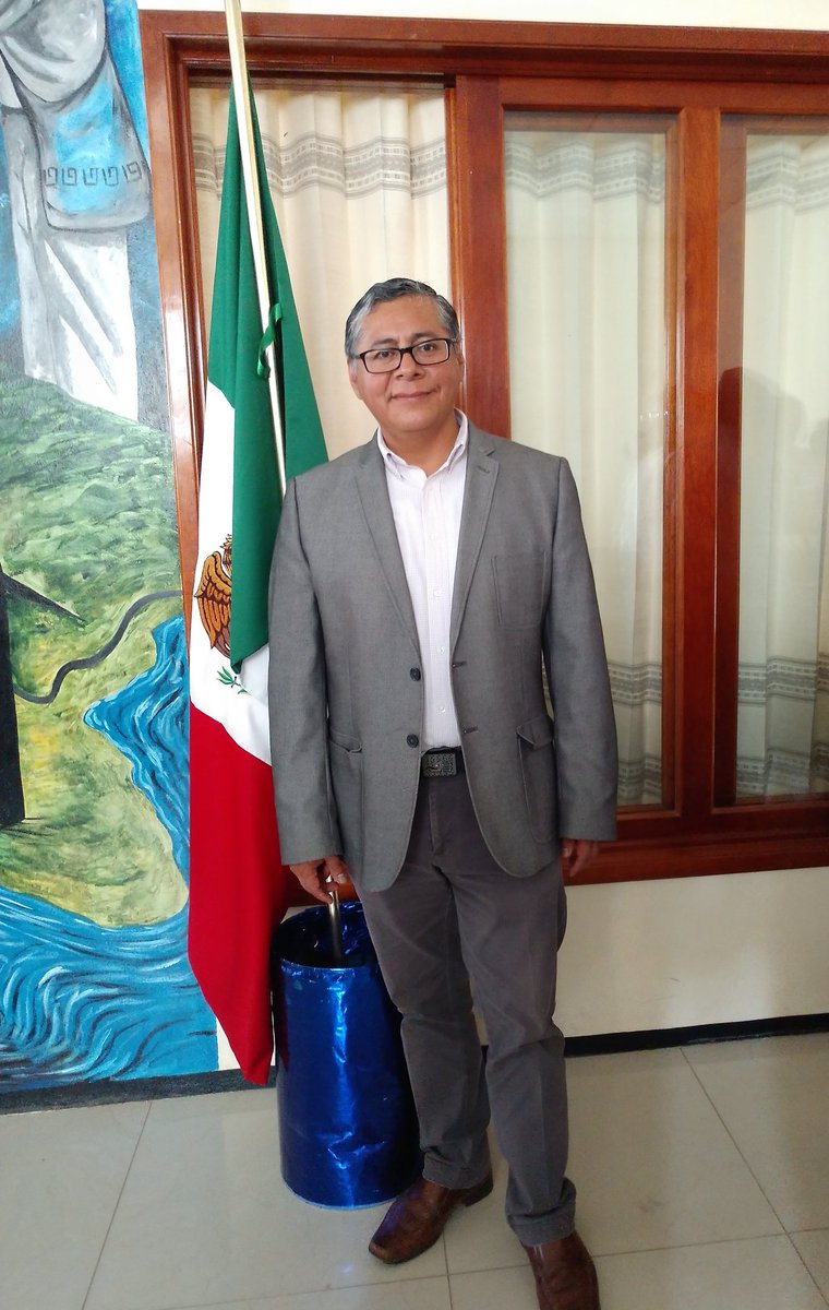 ANECh_Oficial's tweet photo. La Federación @ANECh_Oficial -su CEN, su Consejo de Vigilancia y sus Asociaciones Estatales Afiliadas- felicita al Ing. @homeroblas por su toma de protesta como Presidente de la @Aechoac para el período 2019-2022. @uach_chapingo @Agricultura_mex @alejandromurat @SofiaCastroRios https://t.co/rm2UkOcaiY
