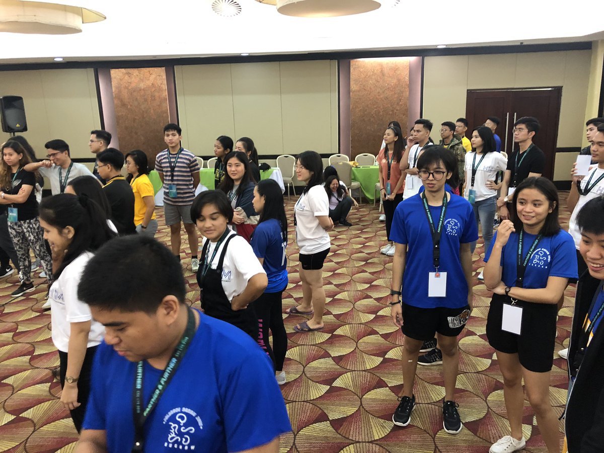 ust_csc's tweet image. Thomasian Student Leaders are now doing the first activity for today. 

#CSCLTS2019 
#CSCFartherAndFurther