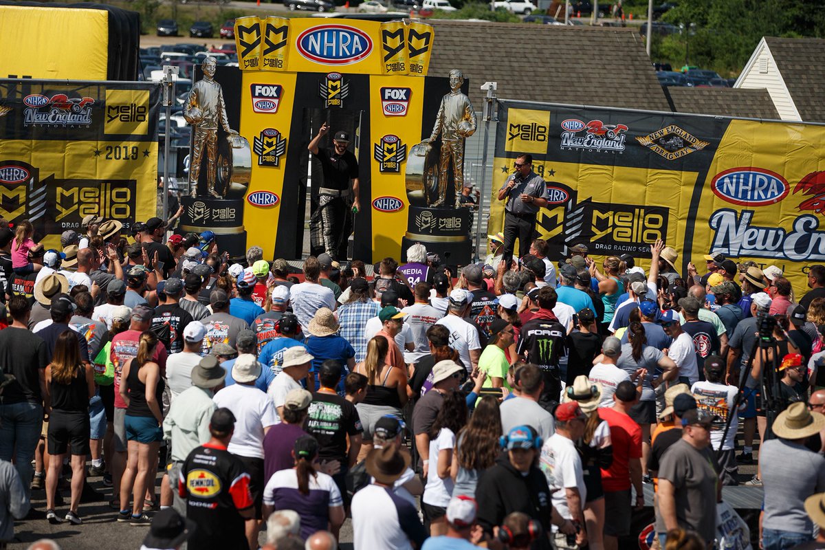 It was awesome doing the track walk this morning with <a href="/WFOJoe/">Joe</a> &amp; all the fans! What a great crowd turnout today 👊🏽 <a href="/NHRA/">NHRA</a>