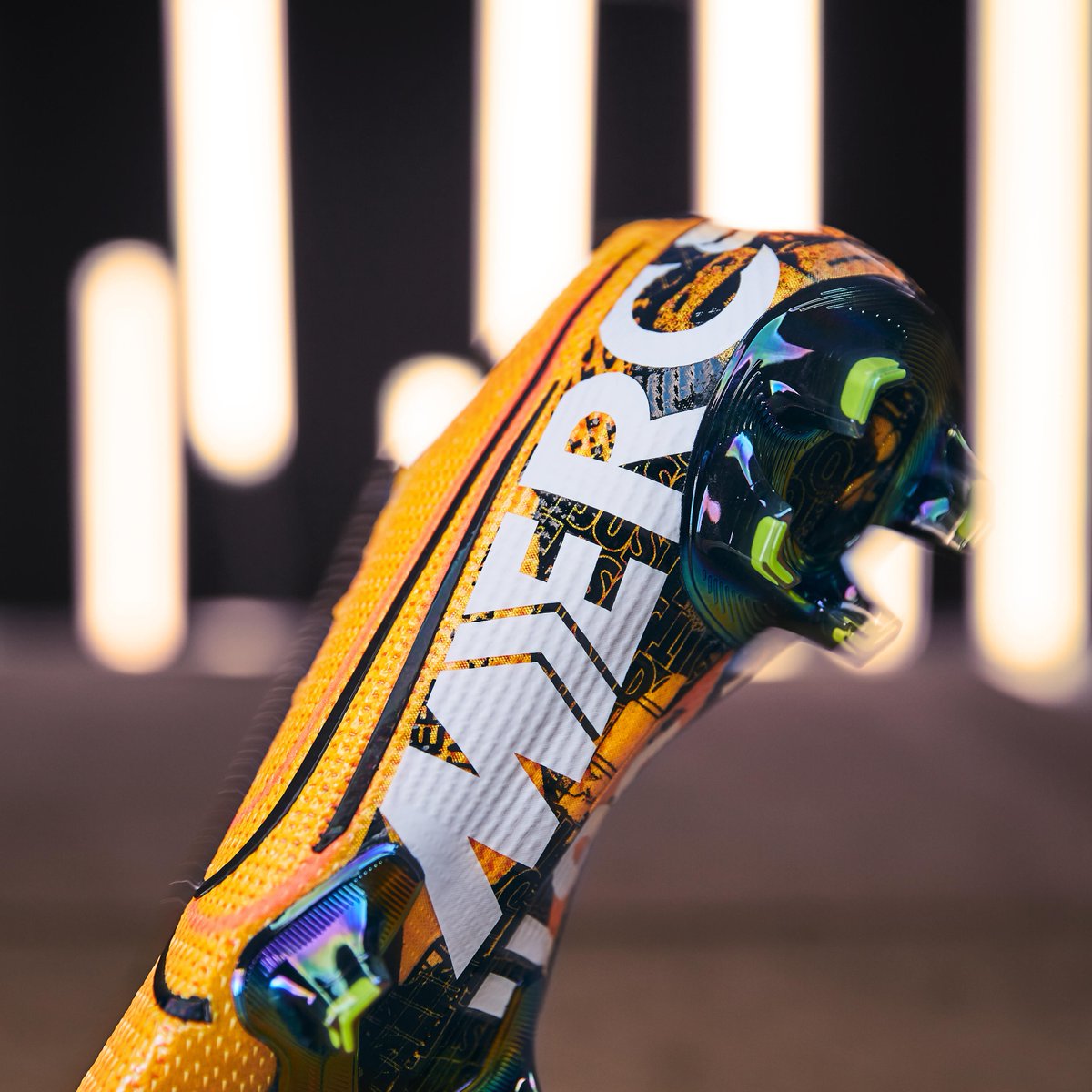 Nike Superfly 6 Pro FG AH7368 001 R GOL.com Football.