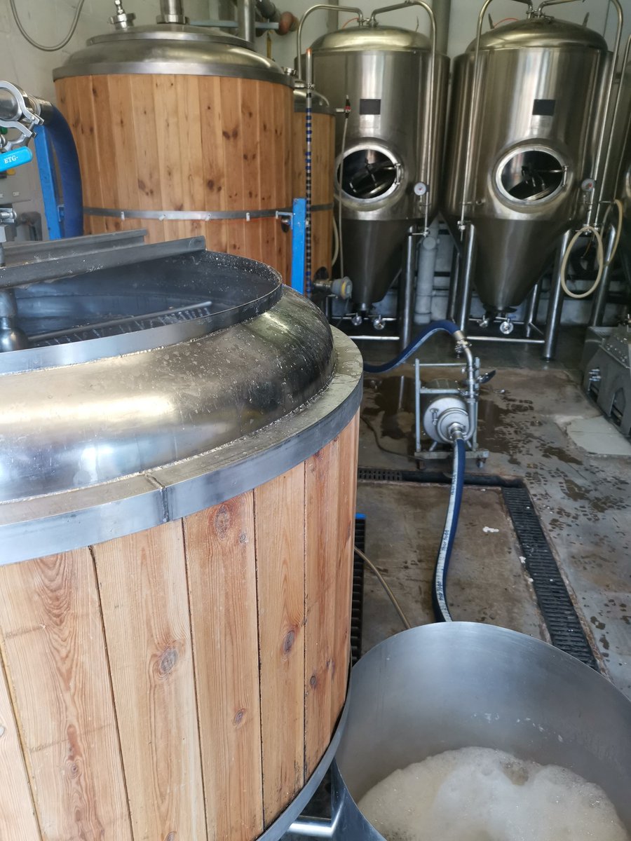 TopRopeBrewing's tweet photo. #MangoMonday

Seeing as how you keep drinking all the Papa Mango, we figured we'd best keep brewing it! The first of 2 brews of Papa this week to make sure nobody goes thirsty during this lovely heatwave! https://t.co/V6iNieZOhw