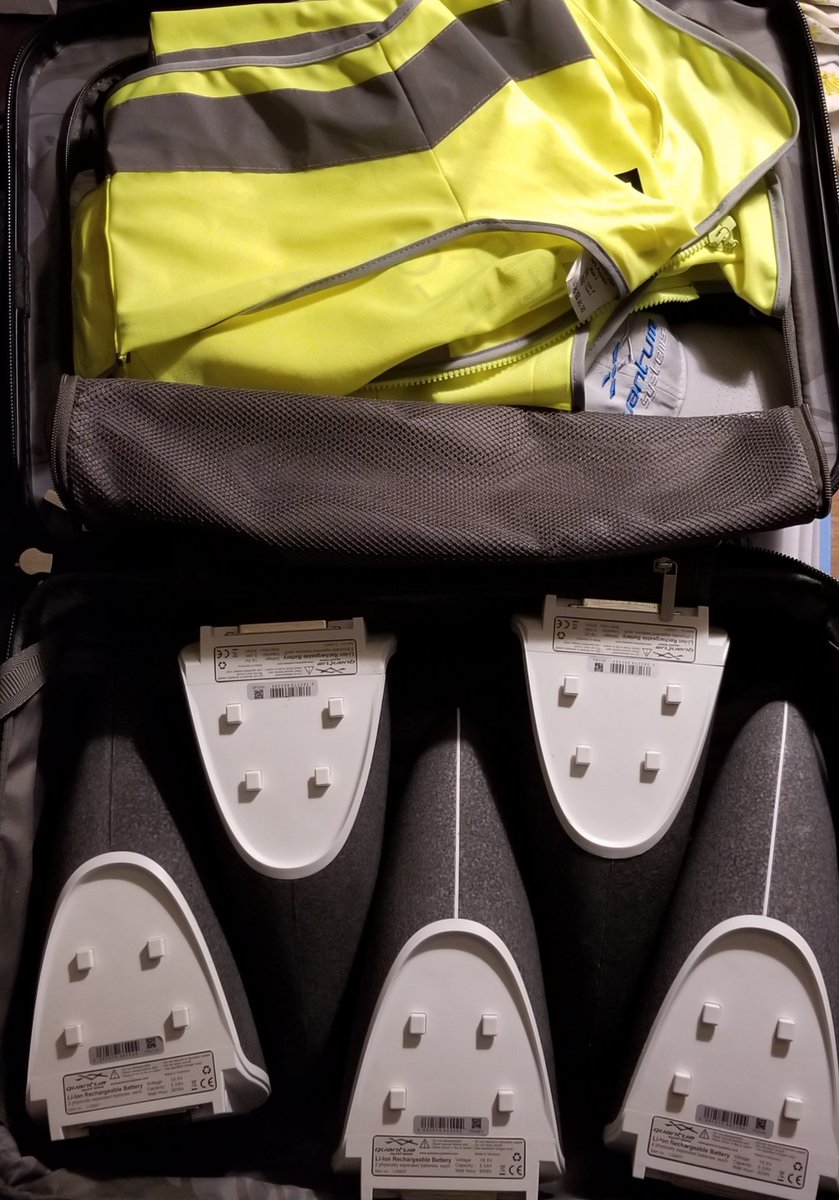NWTechGeek's tweet image. Getting packed. #drones #dronestagram #dronesatwork #commercialdrones @quantumdrones