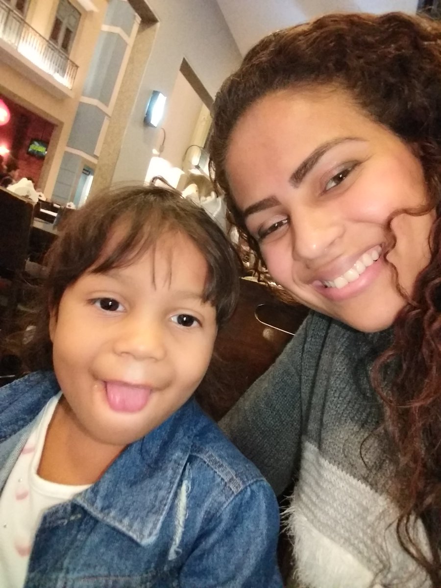 Beatrizdt's tweet photo. Folguinha com a minha Princesa.
#BotecodoManolo ❤🥰 https://t.co/isfiONJXxB