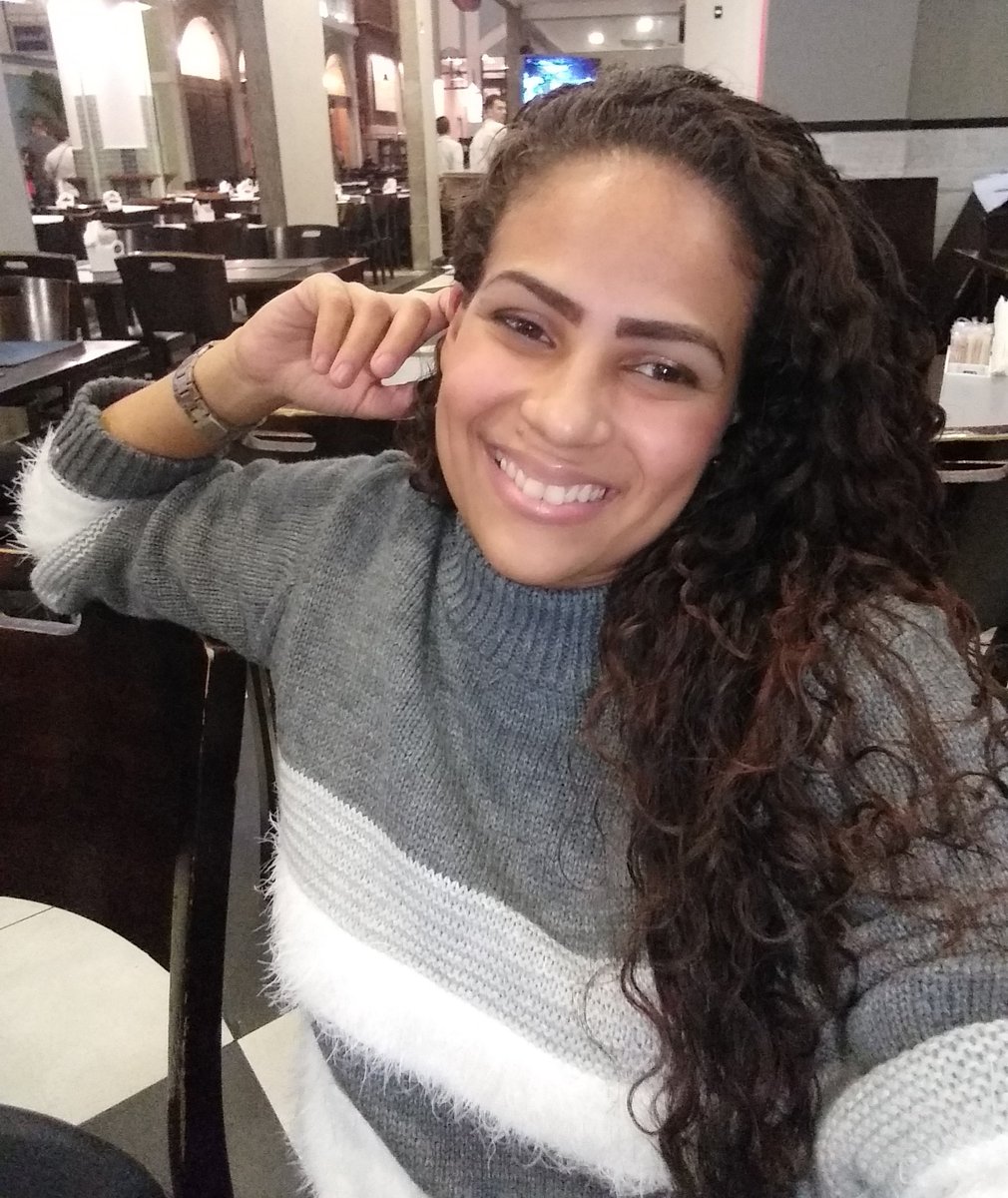 Beatrizdt's tweet photo. Folguinha com a minha Princesa.
#BotecodoManolo ❤🥰 https://t.co/isfiONJXxB