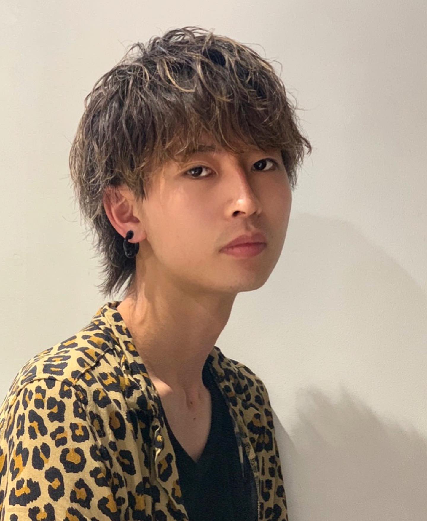 吉田周人 Ocean Tokyo Twitter પર 登坂広臣さん風スパイラル 今回はチームの後輩の小川を 三代目j Soul Brothers 登坂広臣さんの髪型を自分なりにアレンジしてスタイリングしました 全体的に細かくスパイラルを入れ Ocean Tricoのナチュラルを馴染ませて 吉田周人 Ocean Tokyo Twitter પર 登坂広臣さん風スパイラル 今回はチームの後輩の小川を 三代目j Soul Brothers 登坂広臣さんの髪型を自分なりにアレンジしてスタイリングしました 全体的に細かくスパイラルを入れ Ocean Tricoのナチュラルを馴染ませて