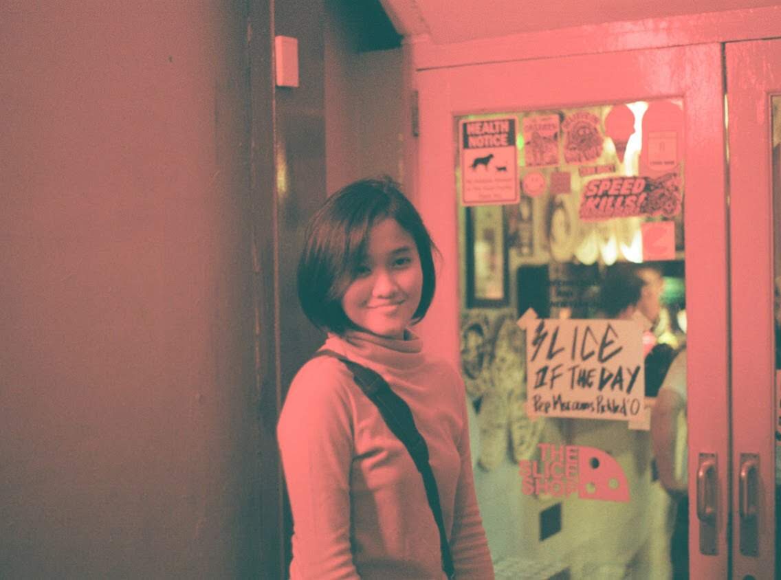 aryodamarseto's tweet photo. visualizing happiness: sebuah seri foto berisikan momen indah saya dan seorang homo sapiens bernama alia dalam sebuah kamera #35mm #jaksel #labrana #yes #fuck https://t.co/vzTPWXUTBc