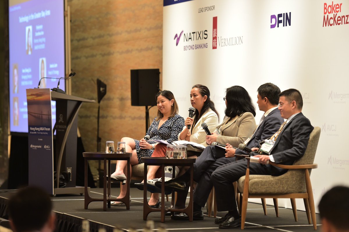 click_ventures's tweet photo. Member of the panel speakers Carman Chan during the inaugural Hong Kong M&amp;A Forum.
This event brought tog. over 235 senior delegates including 105 corporate investors, as well as, private equity fund mgrs. and M&amp;A advisors, representing 165 diff. organizations from 10 countries https://t.co/NKEptxL57F