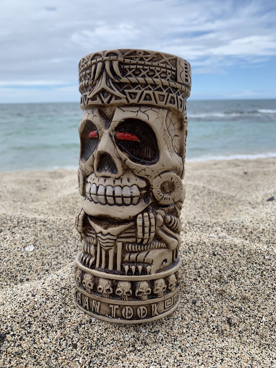 Badass tiki mug! Once again, amazing brother!
RT <a href="/tikisharkinc/">Artist Brad Parker</a> : 24 hours until release on line!

#tiki #tikimug #tikishark #tikimugs #mugs #tikimuglife #tikimugs #Online #shoponline