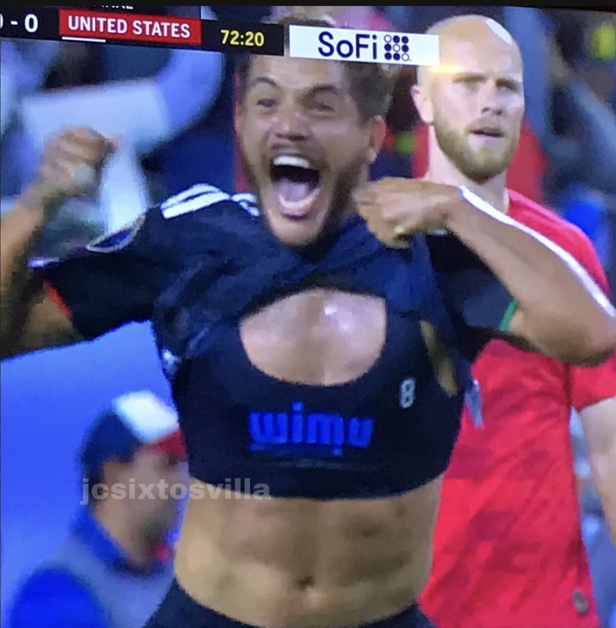 JC on X: Incoming sports bra tweets Jonathan Dos Santos wears a sports  bra. Anyone notice? #jonathandossantos #MEXvsUSA #goldcup19  #mexicochampions #goldcup  / X