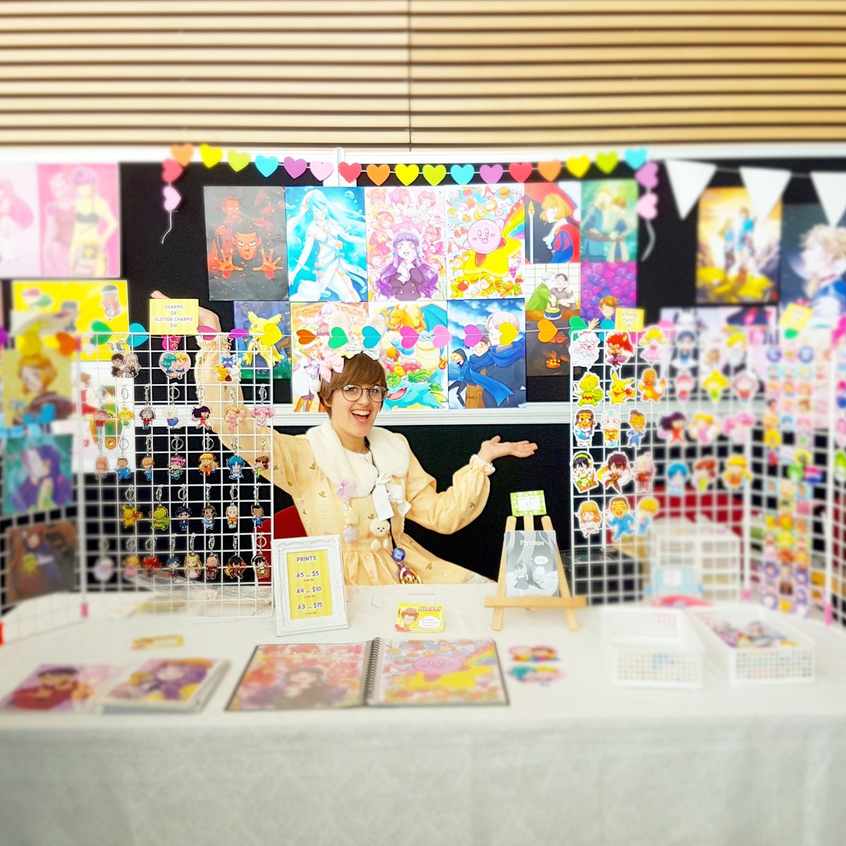 Vreemdear's tweet photo. I'm soooo tired but AVCon was soooo much fun this year!! Thank you for coming by! ^^ 💖
#avcon #avcon2019 https://t.co/I9HzUMfB0g