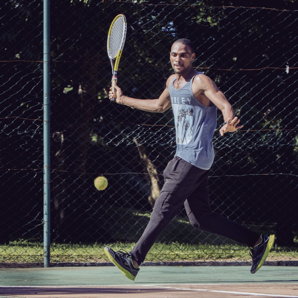 TravellersHtl's tweet image. Whether it's a family holiday or a one man escape from the hustles and bustles of your daily life, our team of professionals dedicated to health and sports will be there to get you in shape and back to your usual best.

Open to non-residents too.

#MondayMotivaton #sportsengine