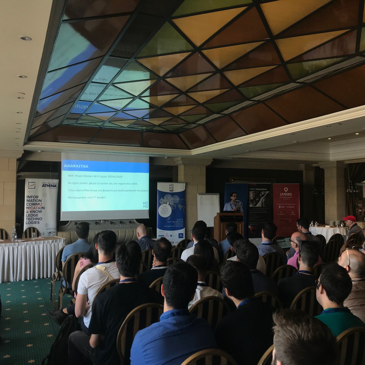 The co-chairs of #HDMS2019 warmly introduce the participants in first day's program.  

➡️Learn more at hdms19.athenarc.gr.

#HDMS2019 #Data #Management