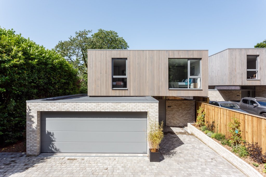 HarbourViewUK's tweet photo. Clean Lines https://t.co/vPaSU5oE3D https://t.co/78whJSDZQT