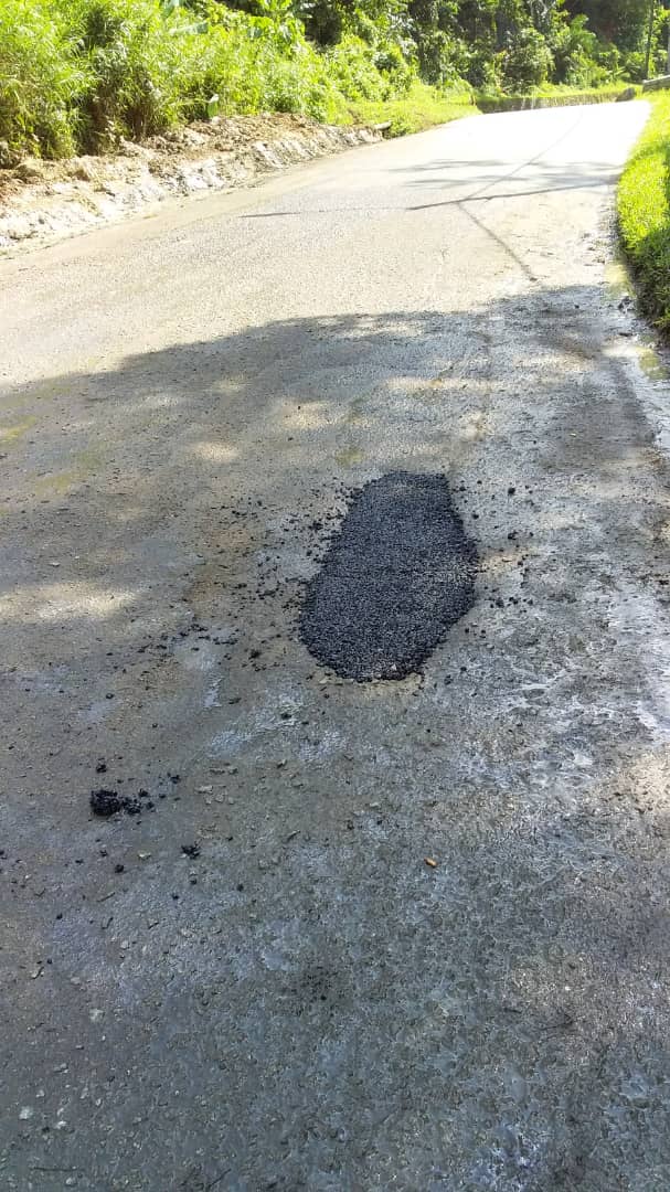 Kerja-kerja membina longkang tanah dan tampal pothole di Jalan Setul-Broga N034
<a href="/JKRNS/">JKR Negeri Sembilan</a> <a href="/JKRMalaysia/">JKR Malaysia</a>