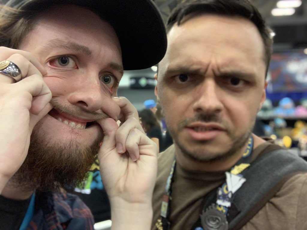 christheFER's tweet photo. #selfiequest part 13!
I -finally- got _my_ photo with @OfficialDStarr and some of the legendary machinimators behind #RVB17. Not to mention, @djtinydanzer -grandmaster footstepper- for RWBY and gL.
Also! Another @Fullsail friend! https://t.co/vh0ILu8vSd