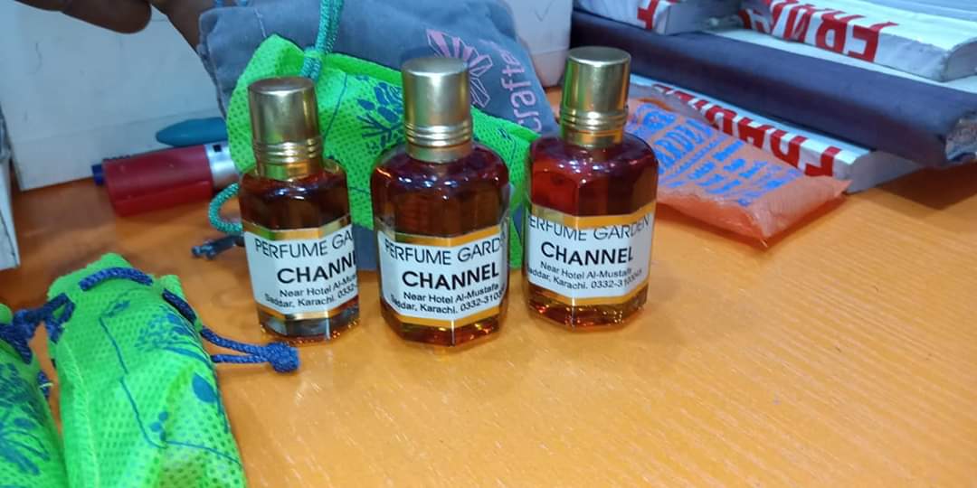 AmakaVi62534654's tweet image. I care a lot about fragrance not only in my life, but sometimes it feels right while working on a character #Oilfactory....#vivi cosmetics cares...@neymarjr