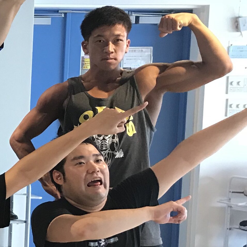 BOYLESQUESHOW's tweet photo. 本日は、お客様参加の定期レッスンがありました!
いよいよ明後日となりましたので、午前中から夜まで、ずっと稽古です💪
🦋ボーイレスクショー🦋
7/10(水)20時開演
BENOA銀座にて!
ぜひお越しください😊
#ButteflyTokyo
#ボーイレスク https://t.co/nS3eox74v1