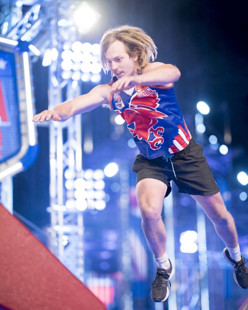 Our very own Troy “Dirt” Cullen is on Ninja Warrior tonight on Channel 9 at 7:30pm.
He will be competing in his beloved Keysie jumper🔴⚪️🔵💪🏻 <a href="/SouthernFNL/">SFNL</a> <a href="/PaulAmy375/">Paul Amy</a> <a href="/NCreely/">Nick Creely</a>