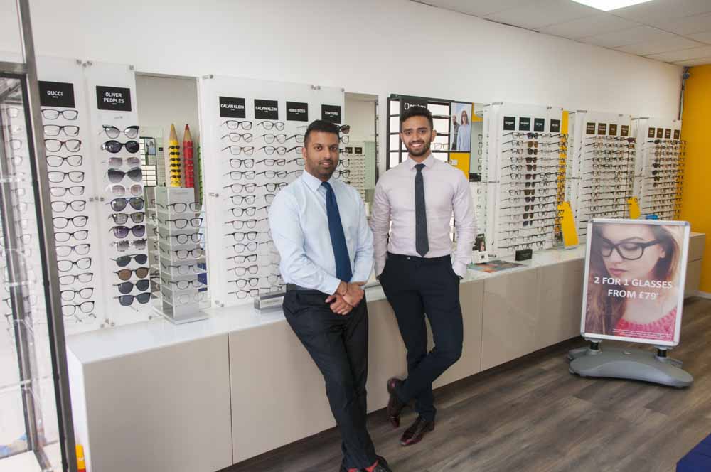 FulhamLocals's tweet photo. Aristone Opticians: A Clear Vision #Alcon #Aristone #AristoneOpticians #aristoneoptical #AristoneOpticians #Bulgari #Chanel #Chelsea #ContactLense #CooperVision #DolceGabbana #Fulham #FulhamLocals #Johnsonandjohnson #Lindberg #Neubau #OliverPeoples https://t.co/VKgLEDCdTt https://t.co/uFgYbbGU5Y