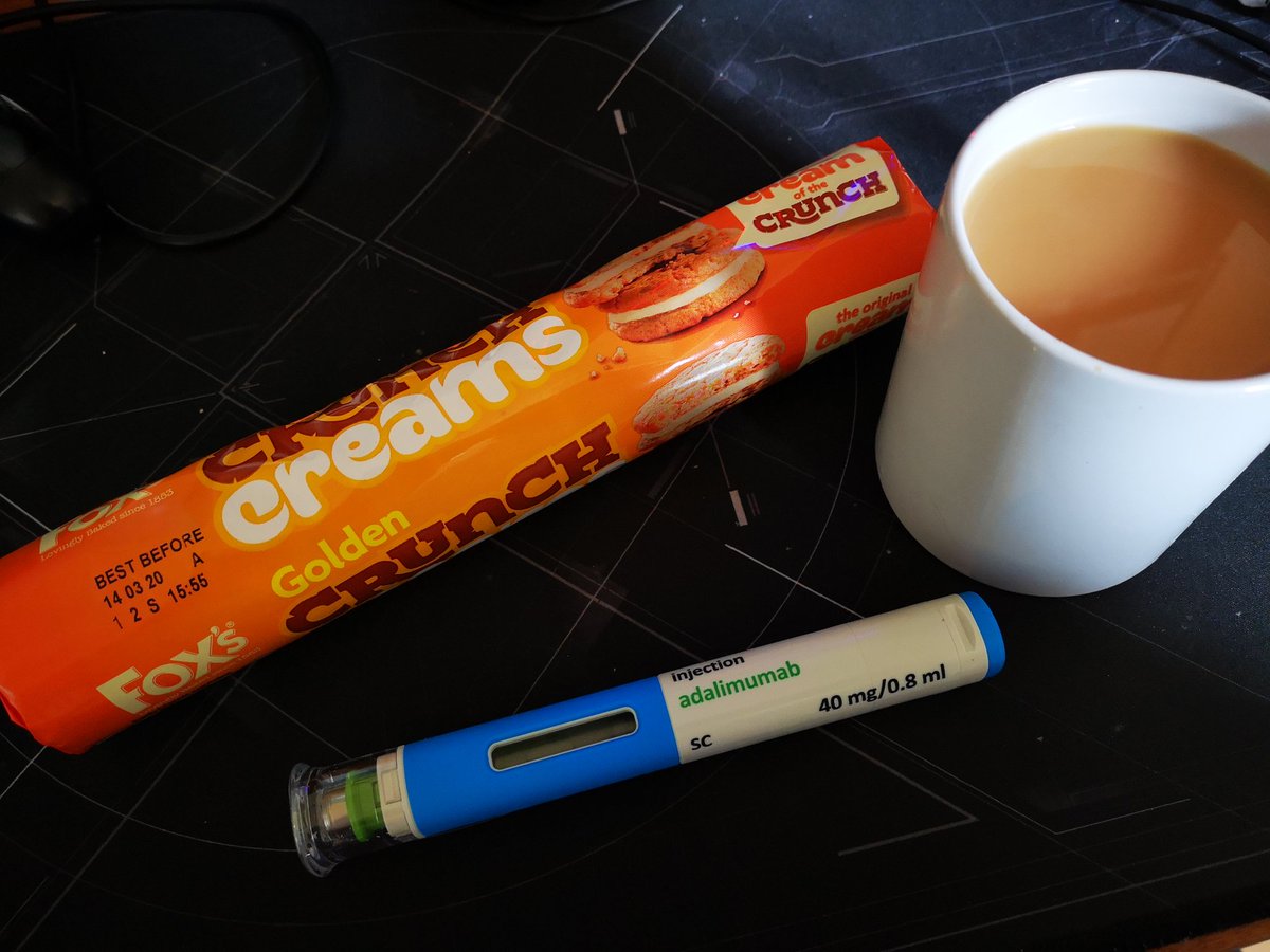 EvasiveSnail's tweet image. Has to be done with tea and biscuits! #Crohns #Imraldi #LiquidGold #Adalimumab #Ccuk with thanks to the awesome gastro team at @Leic_hospital and specifically the #IBD nurses and Dr. P Hooper  😊