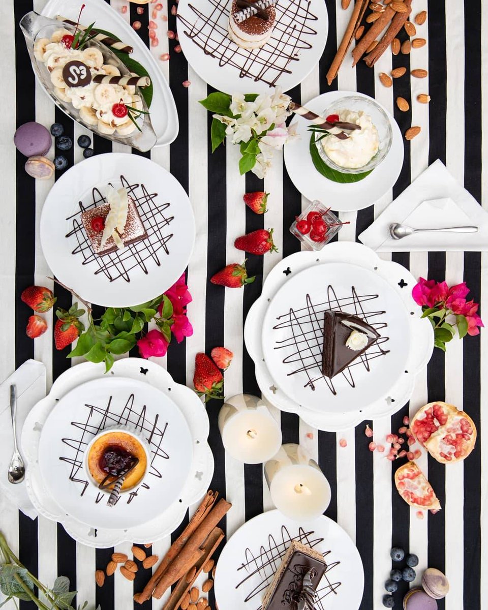 sss_phuket's tweet photo. You can't live a full life on an empty stomach! 

Our Sea View restaurant has a variety of choices you can enjoy for now~ 
🍔🍗🥓🍞🧀🥙🥘🍝🍜🍣🍲🍰

#seasunsandresortandspa #seaviewrestaurant #seaview #patong #phuket #thailand #food #tasty #menu #holiday #vacation https://t.co/fTbyndwecK