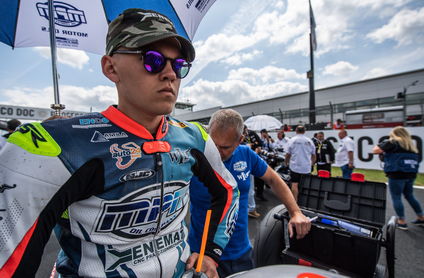 RacedaysHonda's tweet photo. Race Report:

Double Donington Points Finish For MPM WILSport Racedays

Press release link: https://t.co/pkGcFomUhL

#GBRWorldSBK #WorldSBK #HannesSoomer #JaimievanSikkelerus #MPMoil #WILSport #Racedays https://t.co/LuhiQlMTn4