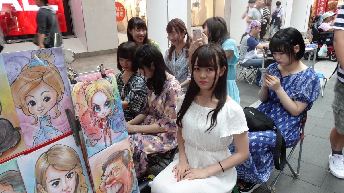 公式 Kata Chu 27歳加藤真侑お見合い相手募集中 Dmまで 台湾思い出ショット 共演アイドルの皆様 ファンの皆様 1人だけカメラ目線の大島遥華 21歳 台湾で人気になる横山栞 19歳 片チュー