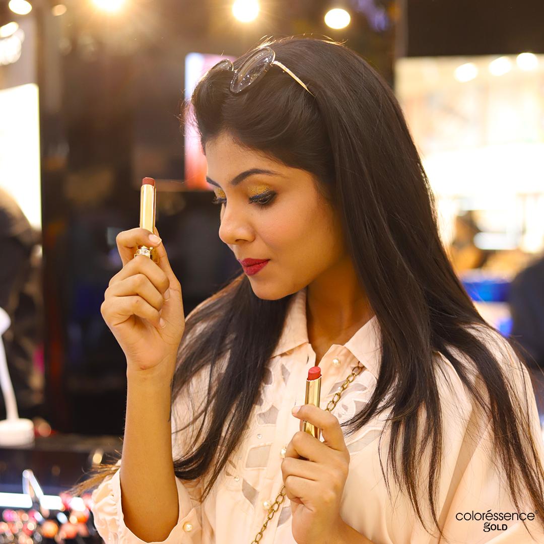 TheColoressence's tweet photo. Falling in love with the all New Pure Matte Lip Color Range be like ❤️
7 Shades to fall in love with 🔥 
Try it today at a Coloressence Kiosk Near You!
https://t.co/xhAdLovzWj
#Coloressence #PureMatteLipColor https://t.co/m3YzkXP07T