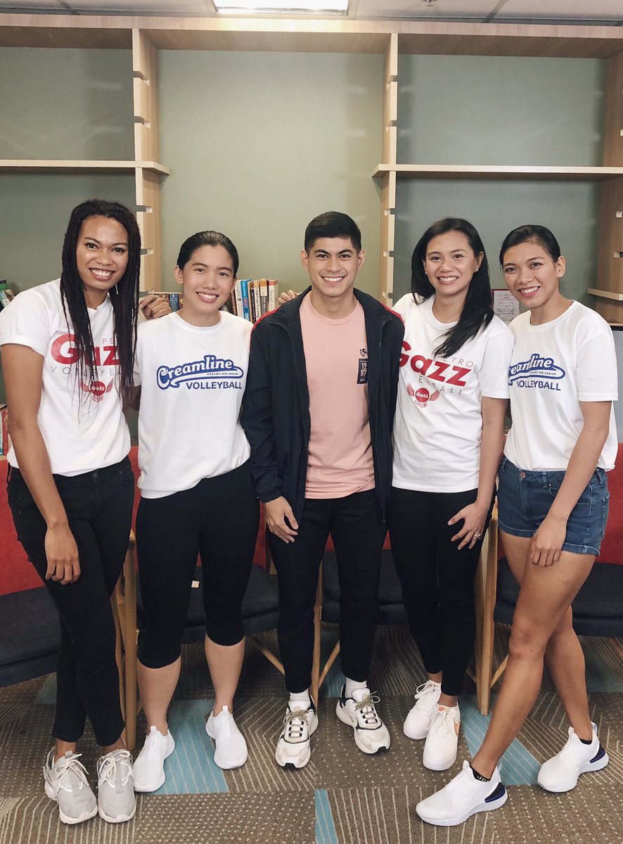 martindjavier's tweet photo. Finals preview! The face-off before the real face-off. Ang saya nito 🤣 Catch the interview on @TheScorePH tomorrow at 6pm! @abscbnsports #PVL2019 https://t.co/NWkREzI485