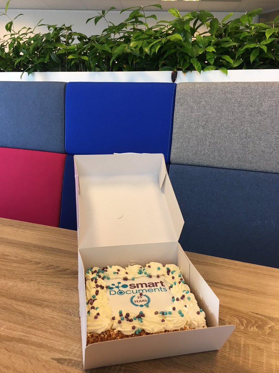#SmartDocuments van harte gefeliciteerd met jullie 25-jarig bestaan! Bedankt voor de heerlijke taart! 🎂

<a href="/SmartNews_nl/">SmartDocuments</a>