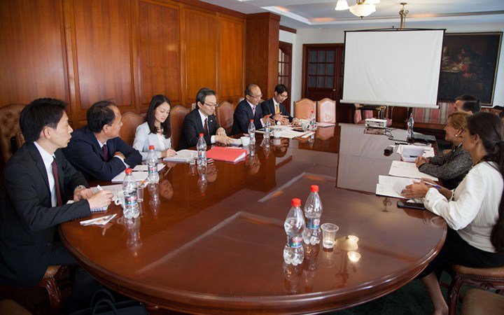 ecuador221's tweet photo. Ecuador y Japón afianzan sus relaciones diplomáticas y comerciales https://t.co/j3MxVNGUlq https://t.co/MRD6axKWAU