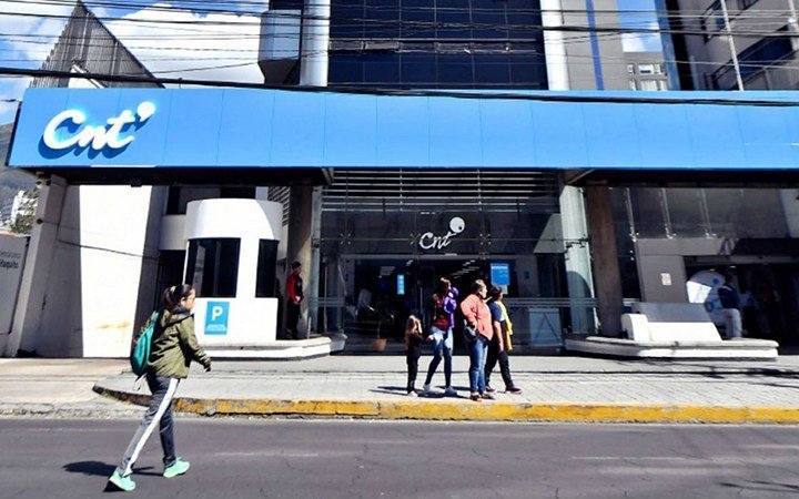 ecuador221's tweet photo. Banca de inversión definirá posible concesión o delegación para la CNT https://t.co/ggfRNrn8LE https://t.co/xJEzRmdf1X