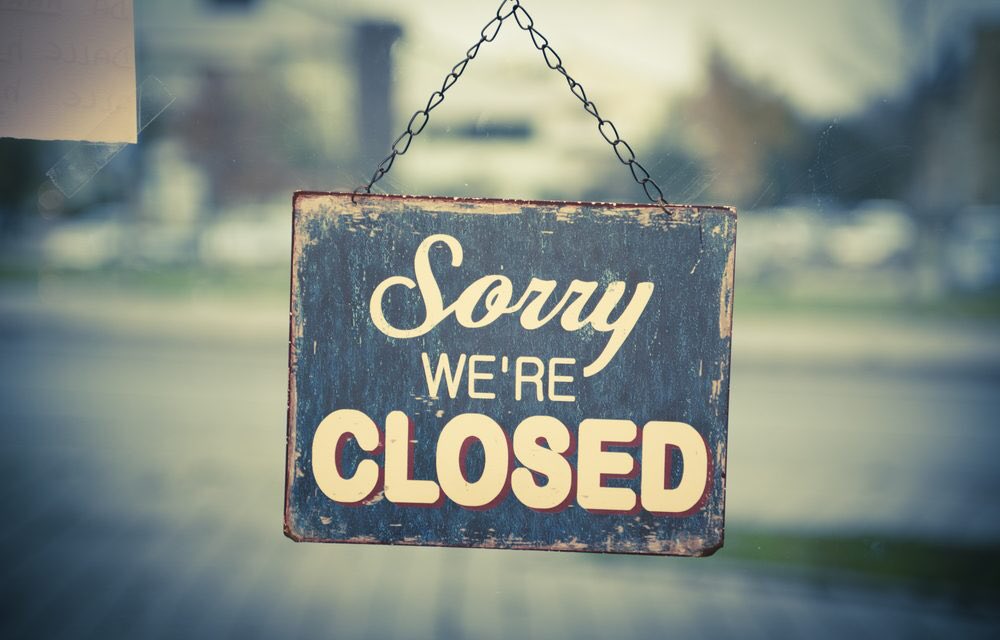 cafeintheparklb's tweet photo. We regret to say that Cafe in the Park will be closed today whilst the Police investigate a break in, we hope to have an update shortly @LLTCNews https://t.co/1QFLnfcs8U
