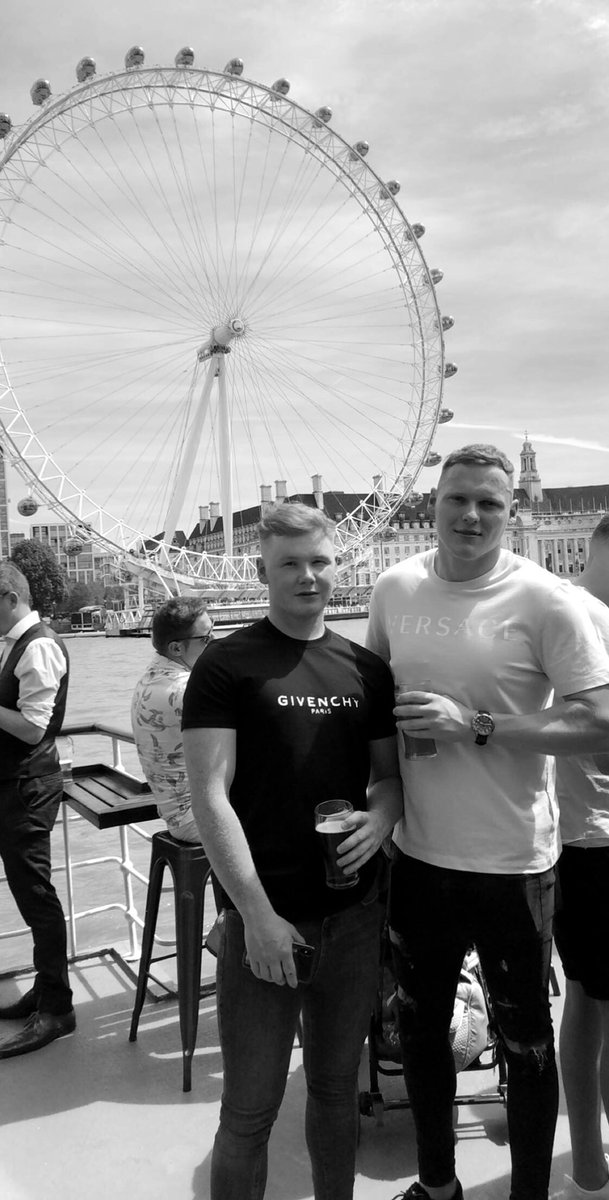 JoeFairbrass_'s tweet photo. Happy birthday bro @CamButtonn ❤️💙 https://t.co/IR6FFnKtra