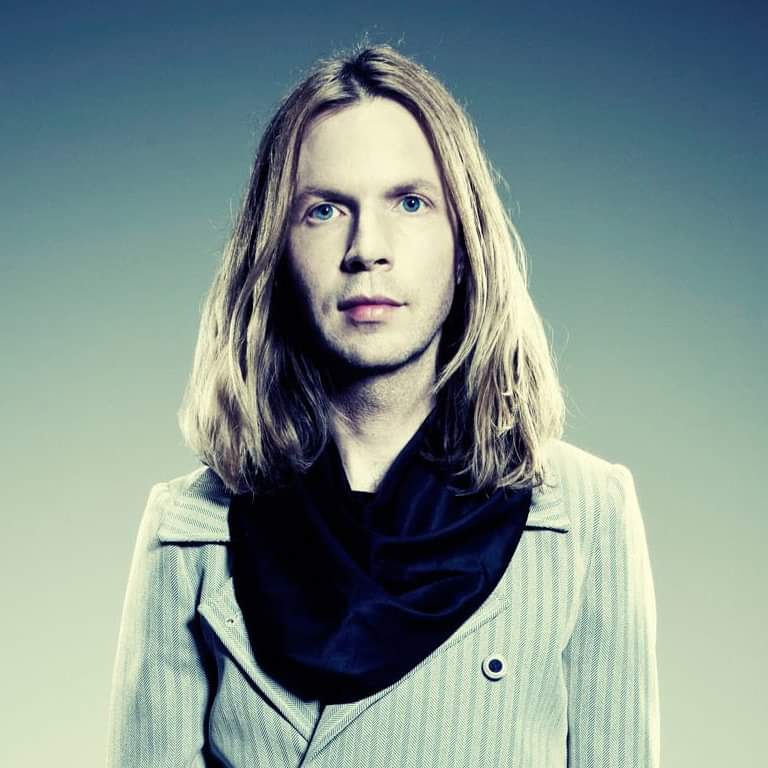 Beck Hansen (Beck David Campbell)
Birth 1970.7.8 ~
Happy Birthday
 