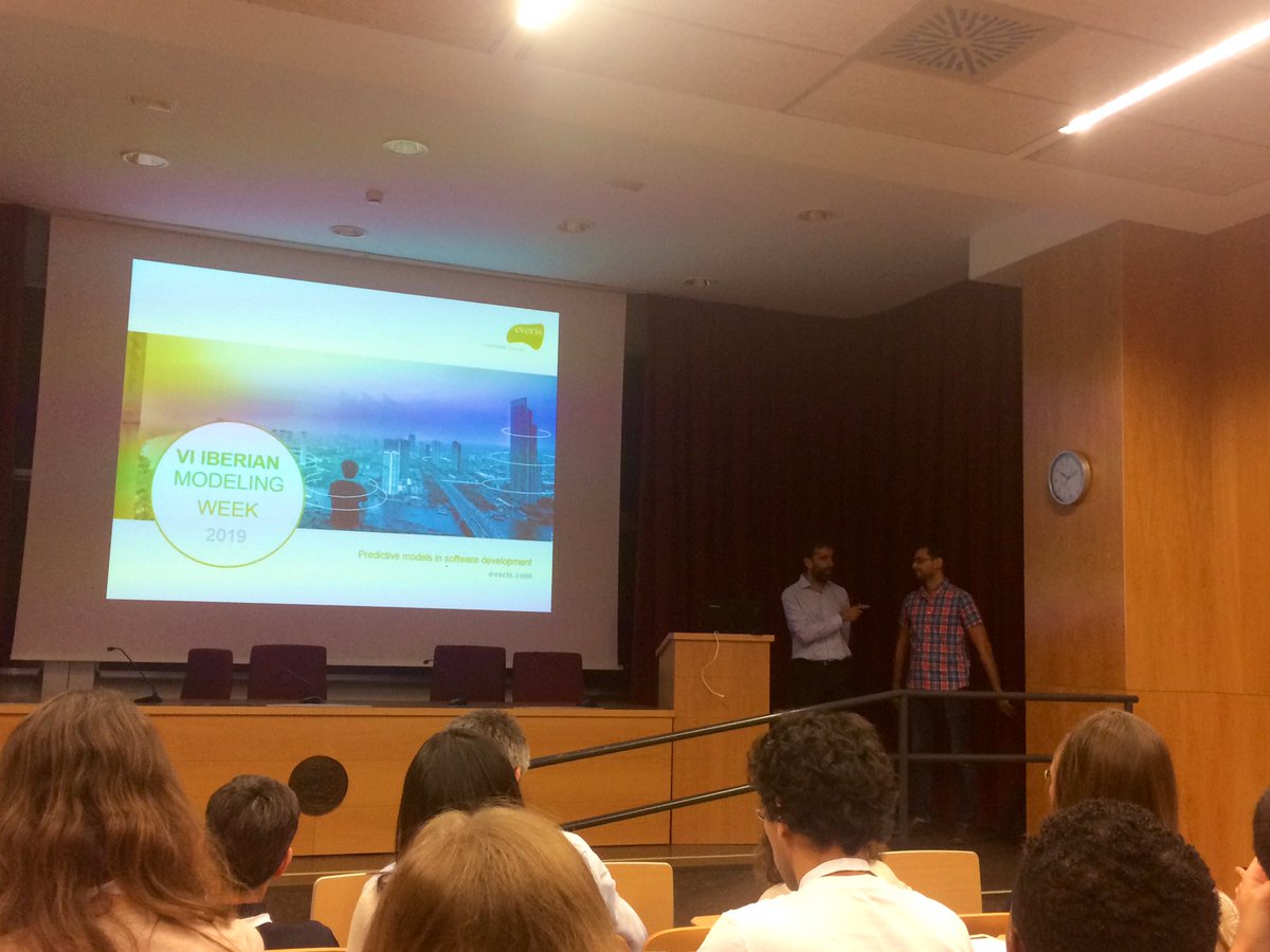 everisCodeFEST's tweet photo. @JantGalvez y @MoiArcSan son los primeros en abrir el turno de presentaciones 👍😎 #challenge #equipoagile #modellingweek https://t.co/PDVhI9TuVS