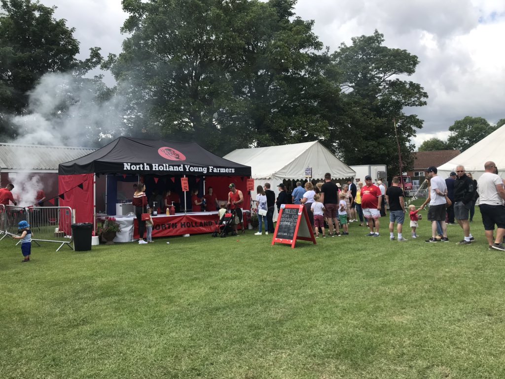 NorthHollandYFC's tweet photo. Yesterday we had a very busy day at @wrangleshow_2019 with our bbq and Instagram board!🍔🌭📸 We had a fantastic day, and it was great to see so many people there in the lovely weather!😎 #NorthHollandYFC #lincsyfc #wrangleshow2019 #wrangleshow #bbq #lincolnshireyoungfarmers https://t.co/TYsQWqajEk