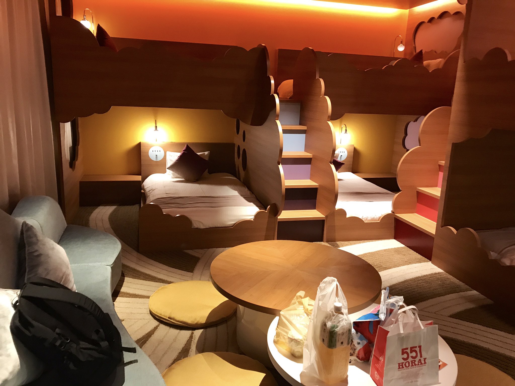 丸見え Usjツイ ユニバーサルポートビータとホテル近鉄ユニバーサルシティに宿泊 6人部屋最高 めっちゃ広いし ノンストレスの設備 風呂に大画面テレビ 近鉄も景色最高 T Co Ercuefc7uy Twitter