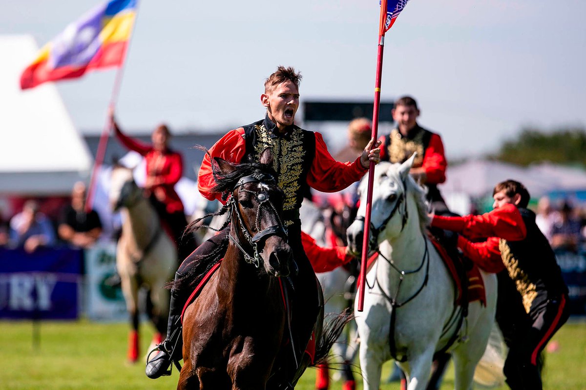 kentcountyshow's tweet photo. And that's a wrap on our 90th Show! Thank you so much to all our visitors, exhibitors, competitors, and traders, we hope you enjoyed it as much as we did. We'll be cracking on with plans for #KentShow2020 soon so we hope you'll join us again next year! https://t.co/dSb8Vr800C