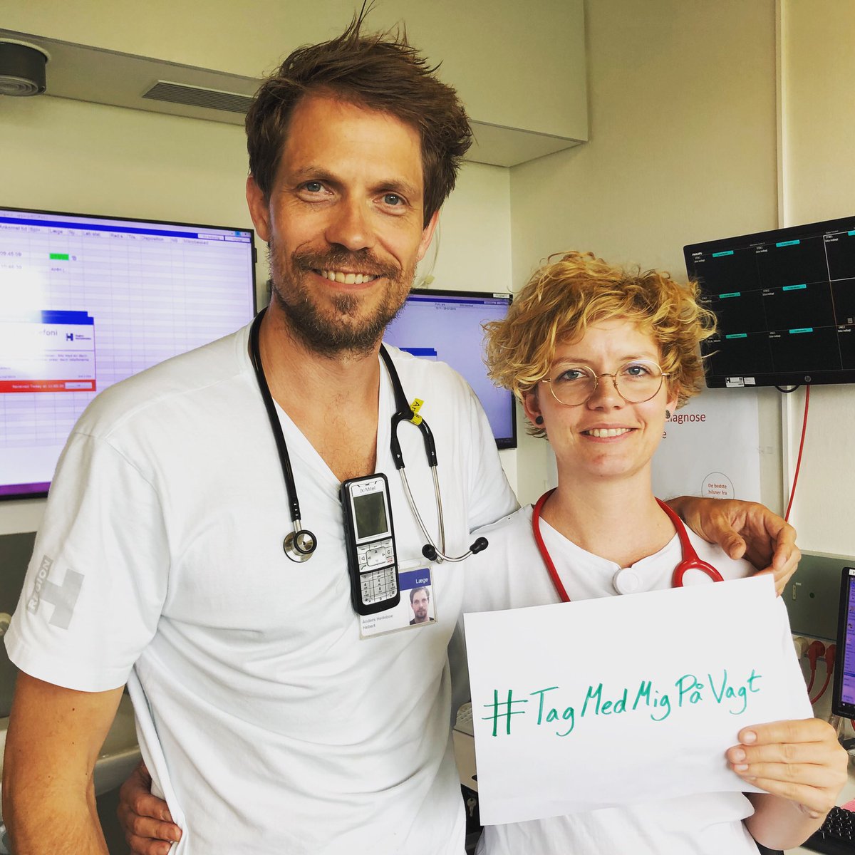 CaecilieTrier's tweet photo. Kære Sundhedsminister. Velkommen til jobbet! Vi synes, du skal komme ud at se den verden, du er minister for, så her er en invitation: #tagmedmigpåvagt @Heunicke https://t.co/zahJQwbg4y