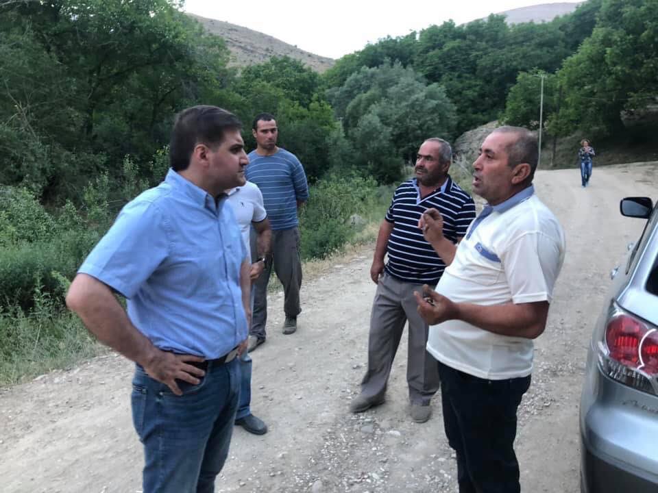 BrightArmenia's tweet photo. MP @Armanbabajanyan visited the frontier town of Nor Aznaberd, where he got acquainted with the village issues. He expressed his readiness to bring all the problems and give a solution to the problem. https://t.co/PEZIDei17S