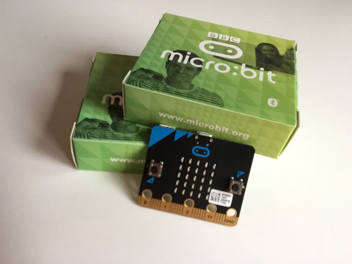 esgibert's tweet image. Que bé m’ho passaré aquest estiu a casa. Ja que no marxo de vacances em posaré a fer #microbitprojects 🤗🤪😍 @microbit_edu #IAmSoHappy #AmbPocaCosaSocFeliç #3NoEsMultitud #ThePartyBegin