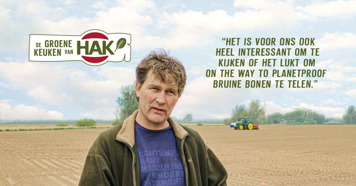 In gesprek met bruine bonenteler Harm over On the Way to @Planet_Proof. Hoe gaat het overstappen op #PlanetProof? Wat is het verschil met de reguliere #teelt van bruine bonen? En wat zijn zijn verwachtingen? #groenekeuken bit.ly/2XLDJvV