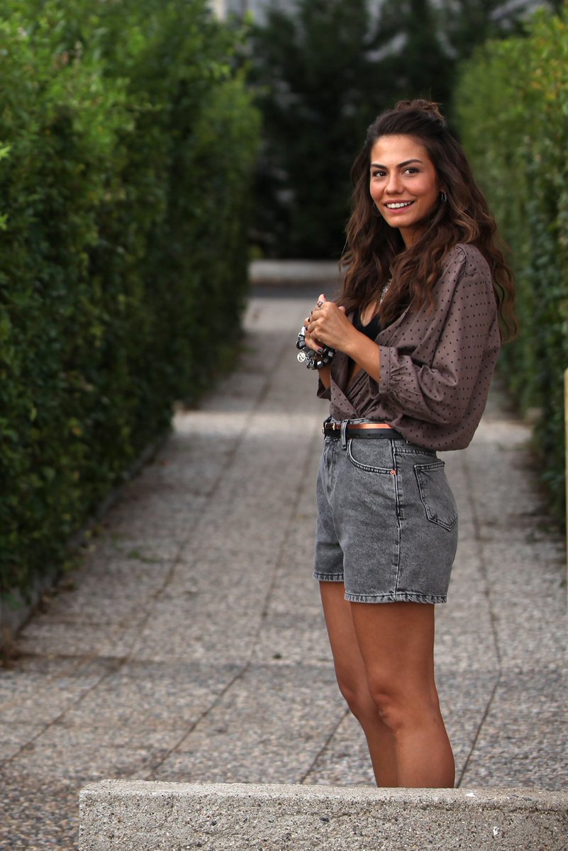 Sanem, Can’a hayatında çok değer verdiği bir şeyi geri verir. Can ise bu hediyeyi tek şartla kabul eder ve Sanem’e bir teklifte bulunur. #ErkenciKuş yeni bölümüyle yarın 20.00'da Star'da!