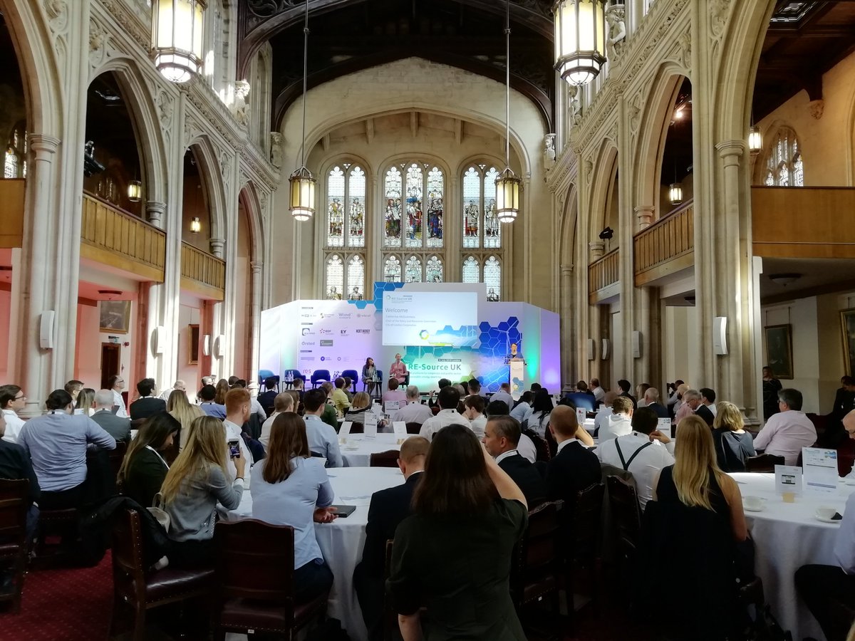 SolarPowerEU's tweet photo. #RESourceUK is well underway in London! The potential for corporate sourcing of renewable energy in the UK is significant, with businesses viewing it as a path to increased competitiveness and meeting sustainability goals #RESource2019 #LNDClimateAction https://t.co/fnWNiMgQ62