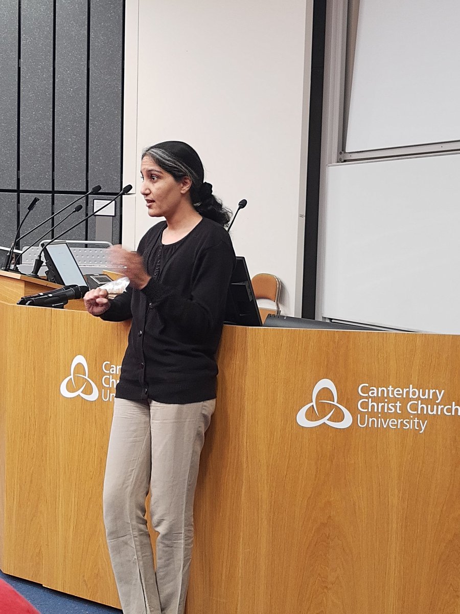 Asma taking about biochemistry #CCCUsciencehealthConference