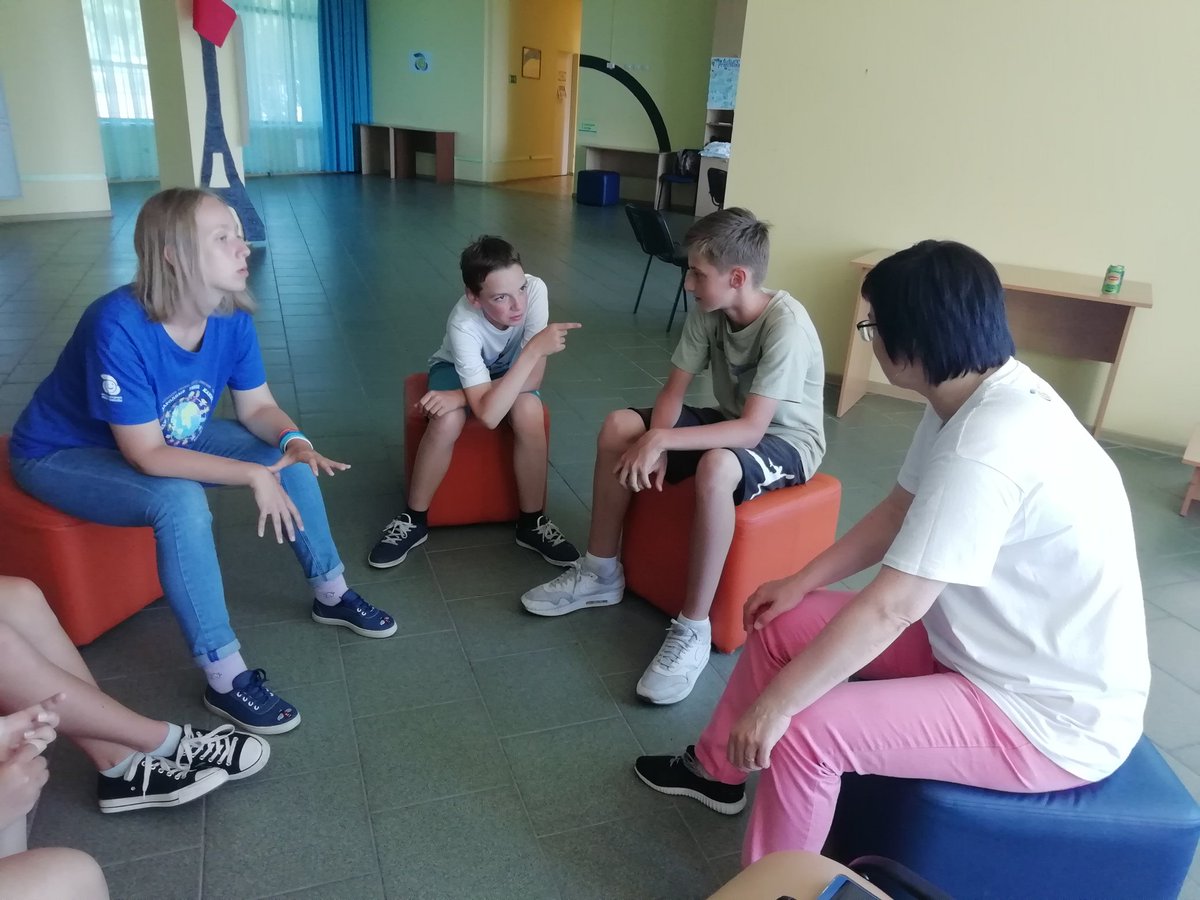 Разминка на мастерской "Язык ритма"!
#АртПутешествиеОрлёнок2019
#ШколаРосатома
#МеждународныеУмныеКаникулы