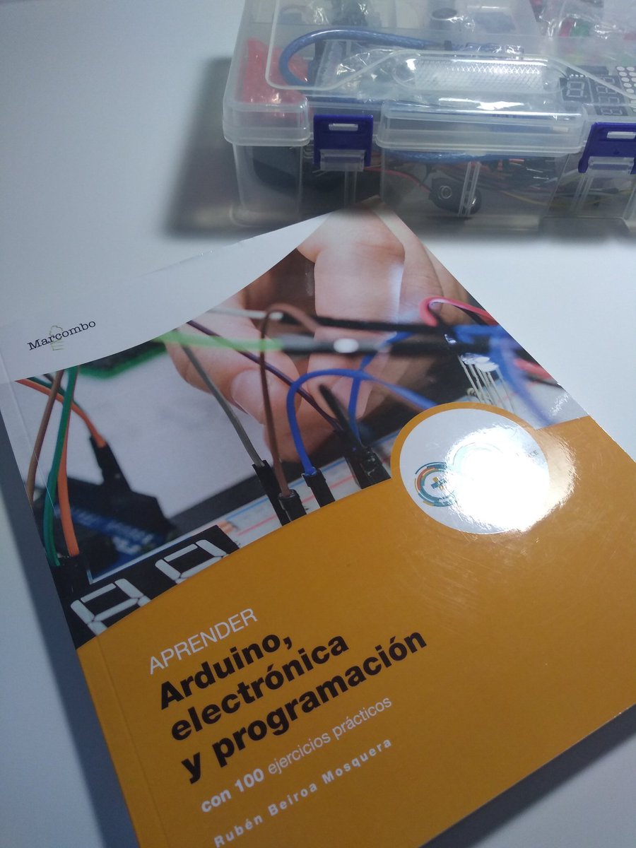 rocioferper's tweet photo. ✅ Gracias a @Marcombo1 seguirei argallando con #arduino este verán 😊 https://t.co/Pk1U0oC7mu