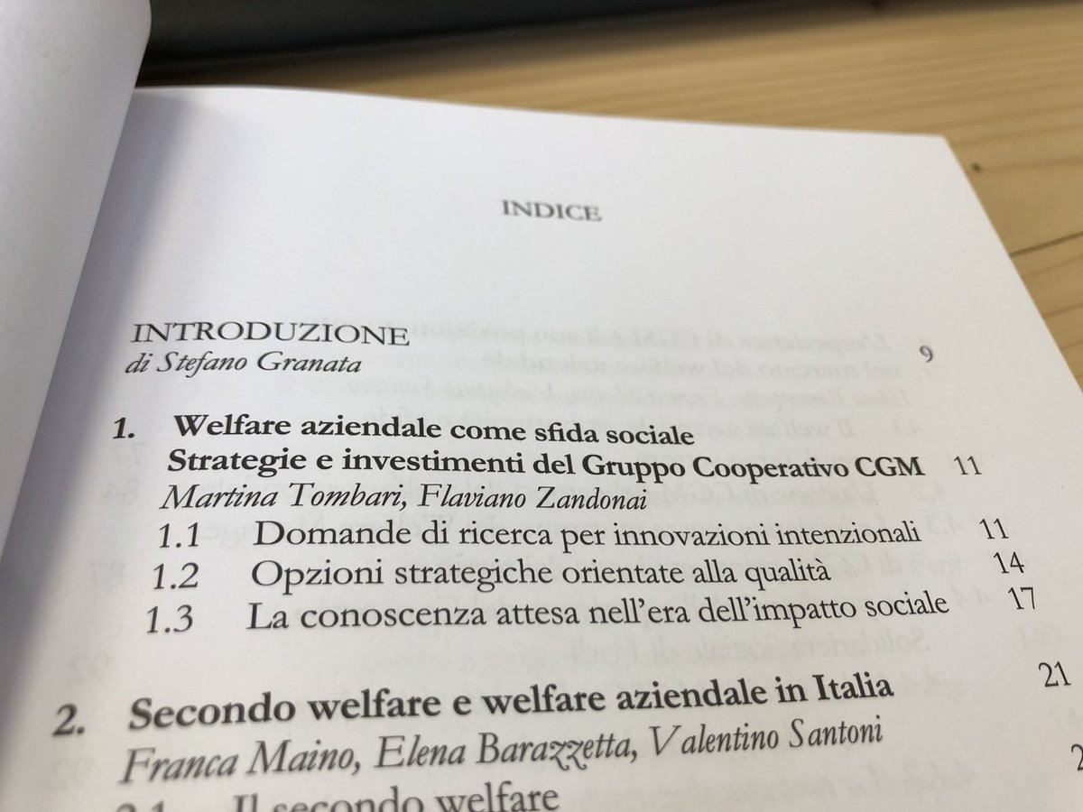 silvia_rensi's tweet photo. Letture estive? Non proprio 😉 Ma molto felice di spulciare il nuovo volume di @GRUPPO_CGM su #welfare (pubblico, territoriale, aziendale)! @Editormanque @AICCONnonprofit @Secondowelfare https://t.co/v4QEuRoJk1