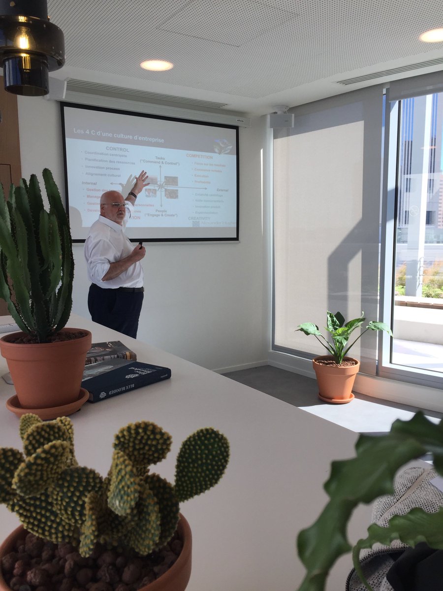 About Last Friday - Scott Gregory, <a href="/PhilippeCAVAT/">Philippe CAVAT</a> and <a href="/chloe_touati/">Chloë Touati</a> spoke about #assessments today, how to choose one and how to use it to identify #talents.  
See you on authentictalent.fr or hoganassessment.com to know more 
#personnalitymatters